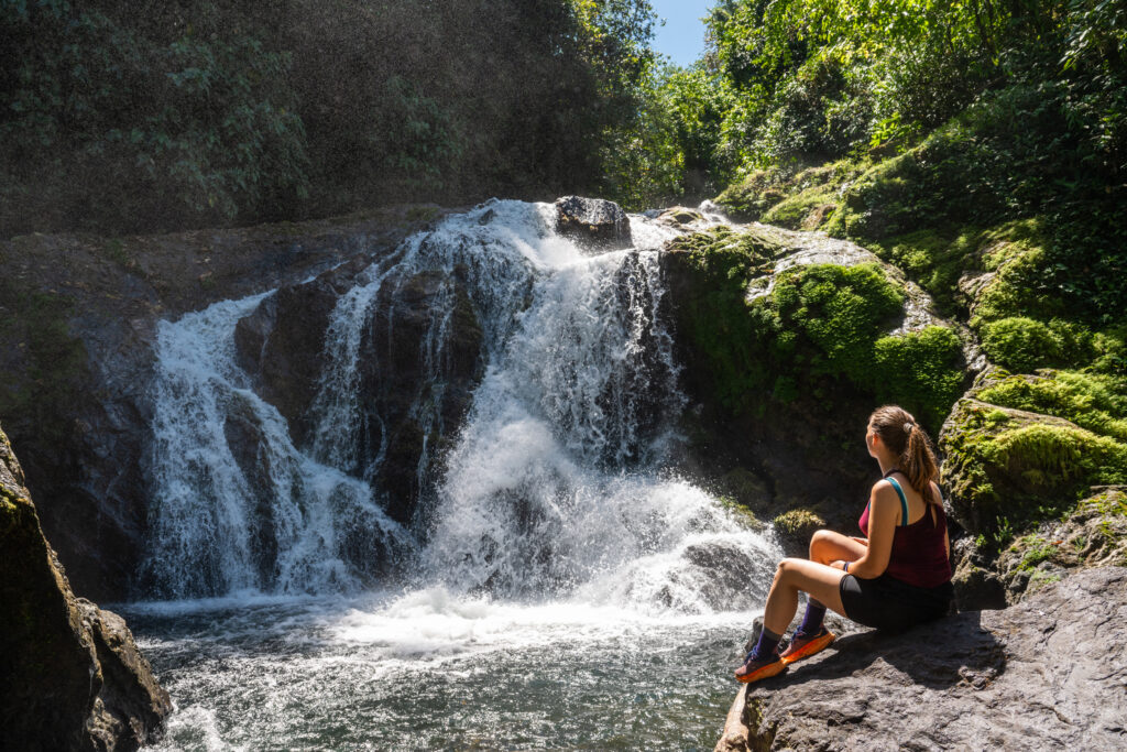 Naguala waterfall Costa Rica 