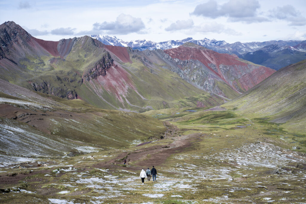 Vinicunca Rainbow Mountain trail