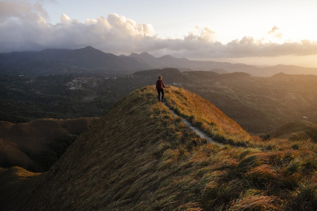 sunrise hike Cerro La Silla in Valle de Anton