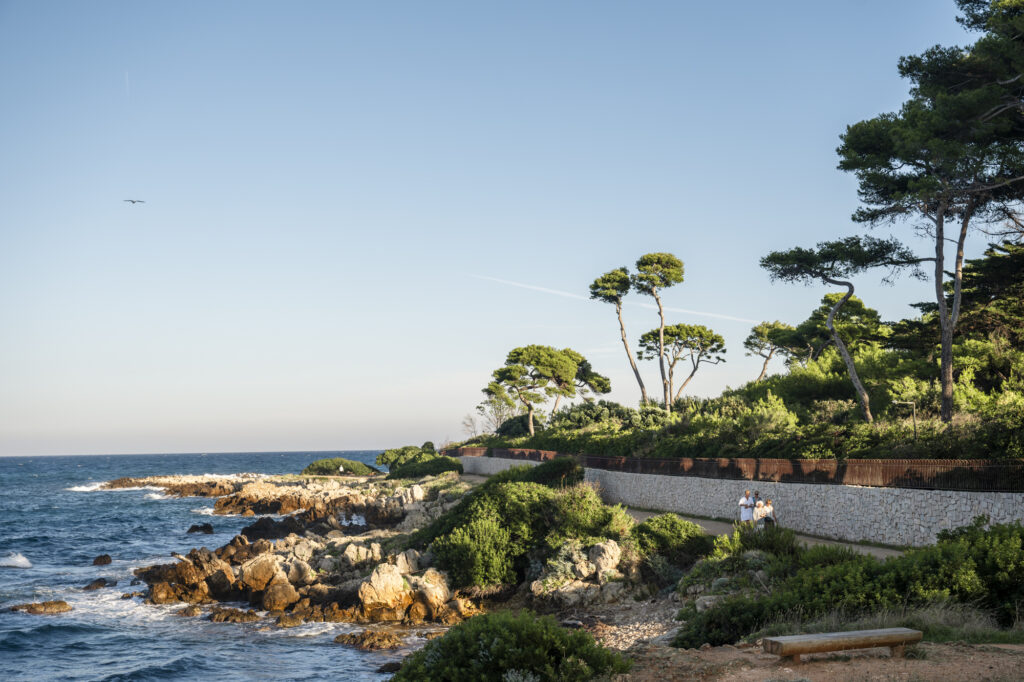 Hike le sentier du littoral in Cap D'antibes