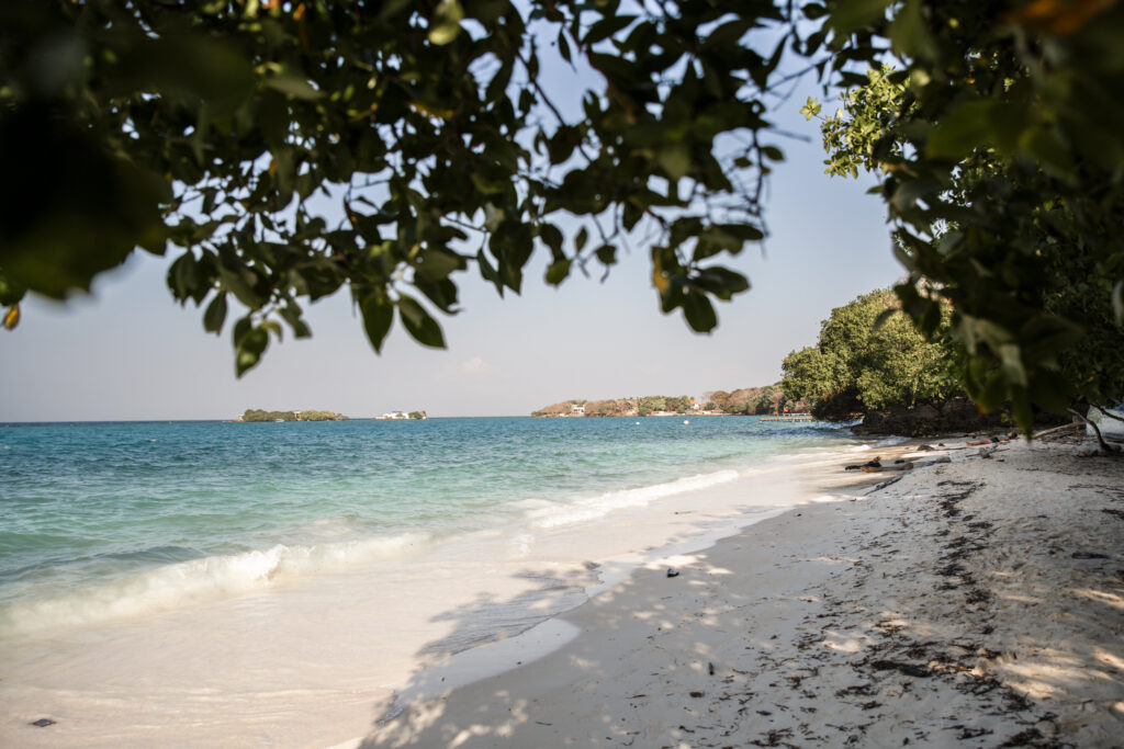 rosario islands beach