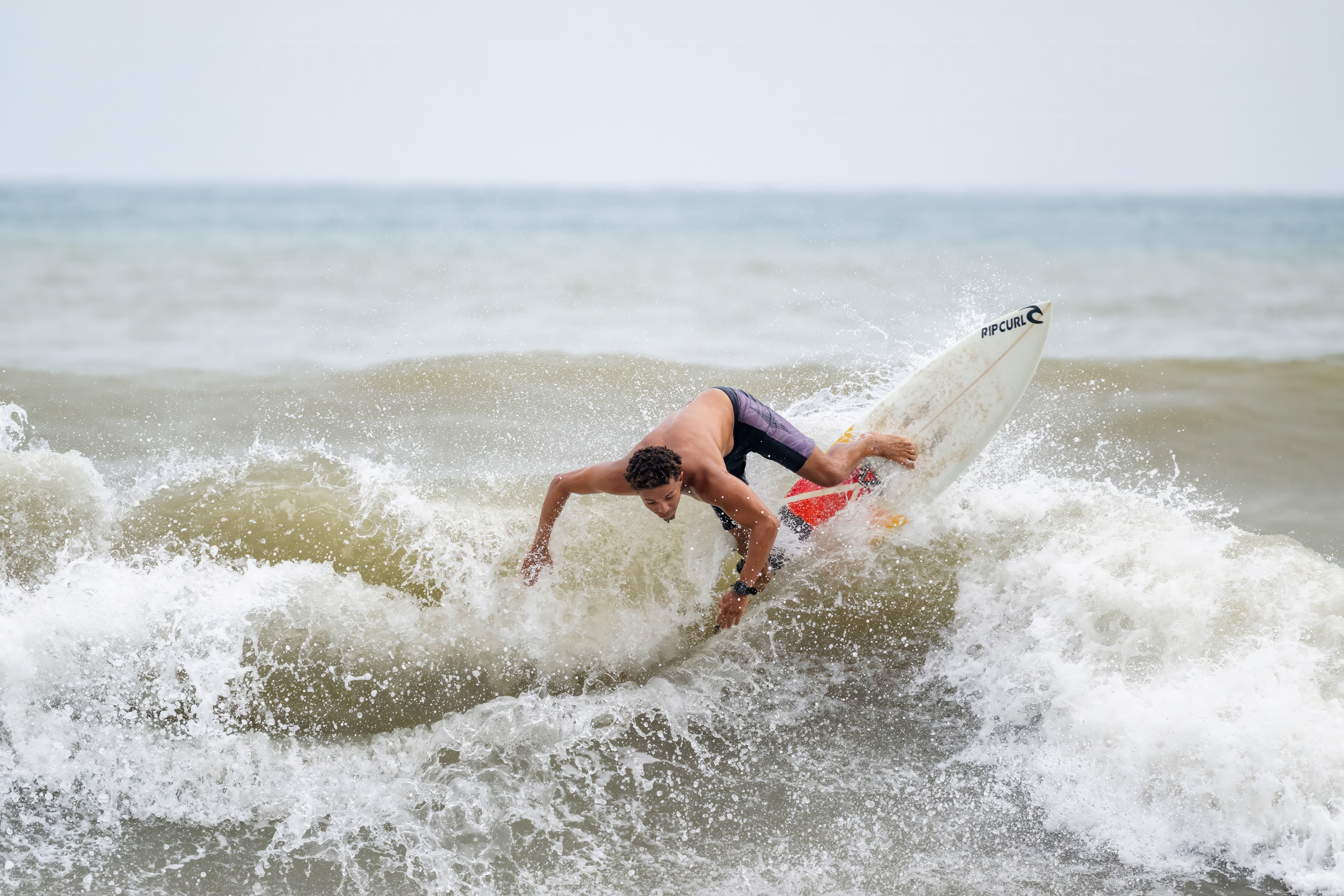 surfer dominical