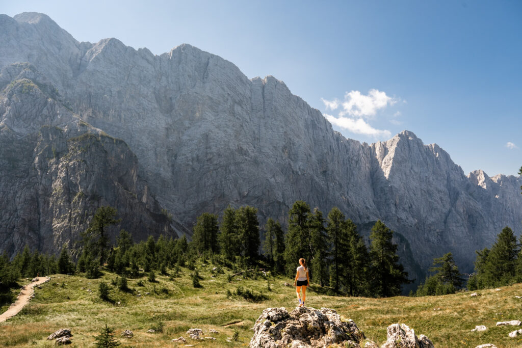 Hike Slemenova špica from the Vrsic pass in Slovenia - Brunette at